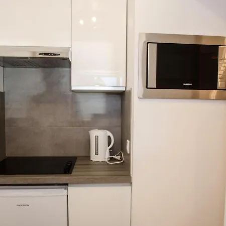 Apartment Joli A Avec Balcon, Wifi Et Animaux Acceptes - Fr-1-343-157 *