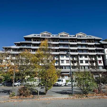 à Avec Vue Mont-blanc, Capacité 4 Personnes, Animaux Admis - Fr-1-343-157 Apartamento